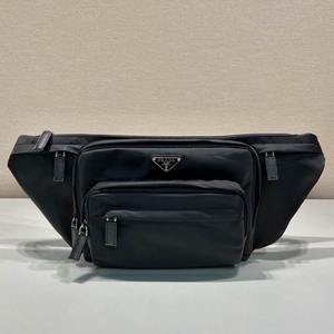 Prada Handbags 462